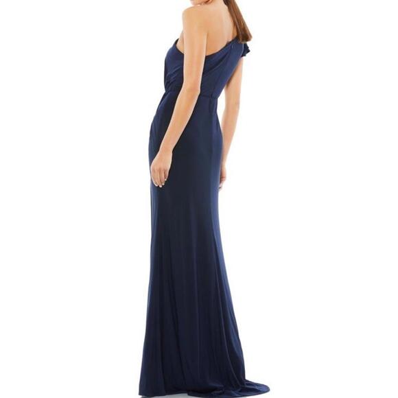 $348 Ieena Mac Duggal NWT Ruffled One Shoulder Draped Gown in Midnight Size 2 - Picture 2 of 9